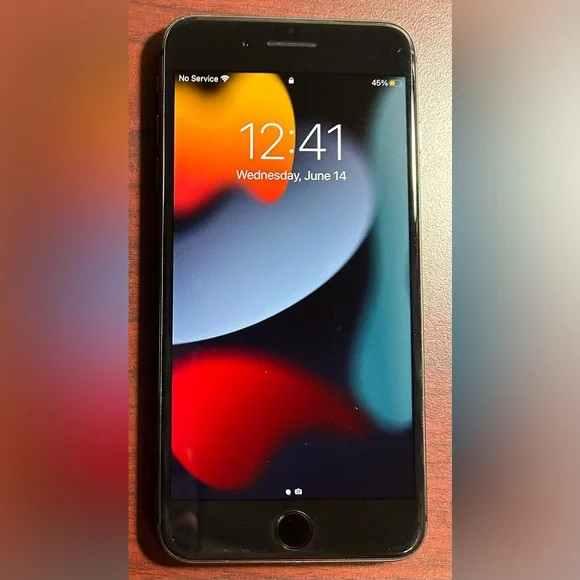 Iphone 8 plus - space gray